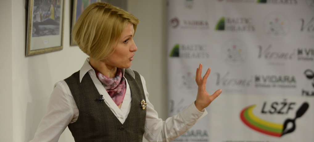 Seminare – apie sporto mediciną ir žolės riedulį (video)