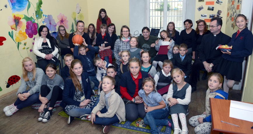 LSŽF atstovai susitiko su Visų Šventųjų šeimos paramos centro vaikais