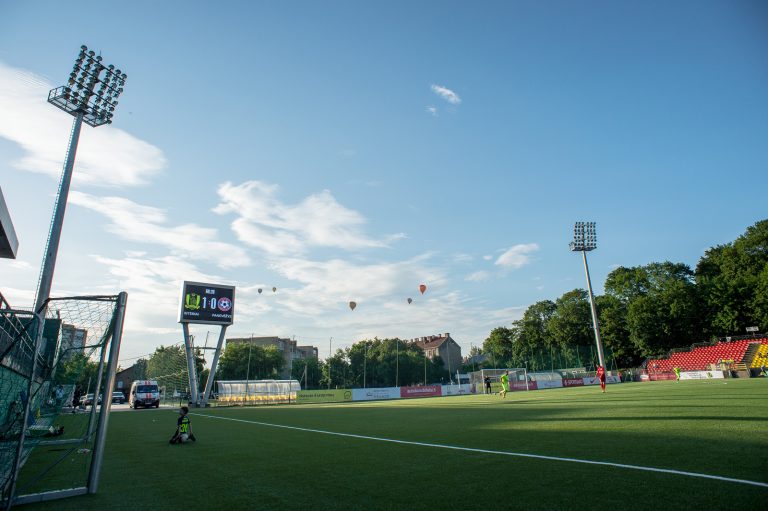 Geriausiame mėnesio darbe – klampūs Lietuvos futbolo kuluarai