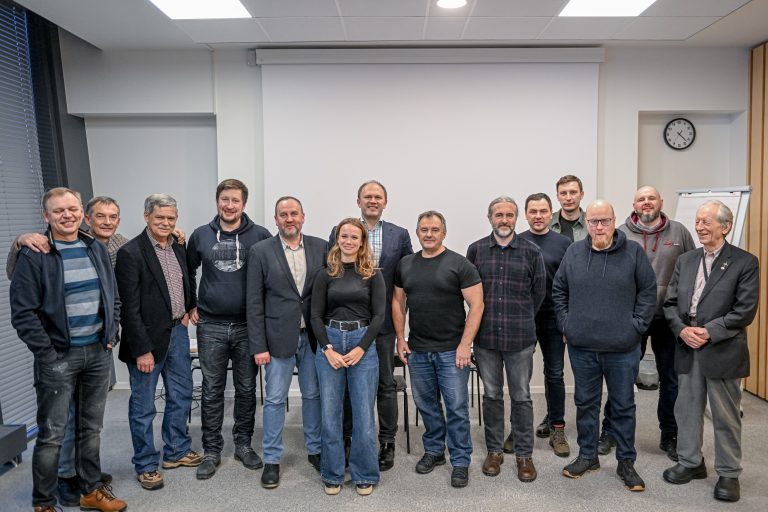 Sporto žurnalistai susitiko badmintono ir konferencijų salėse