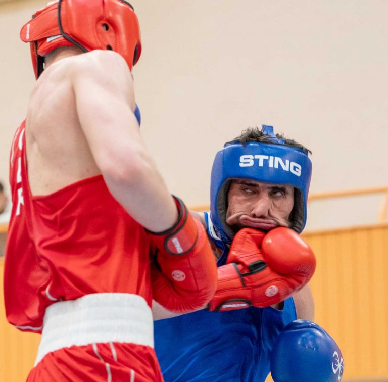 Geriausioje kovo sporto nuotraukoje – galingas boksininko smūgis