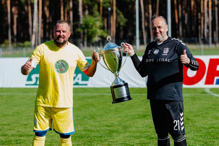Europos žurnalistų futbolo čempionate Druskininkuose triumfavo ukrainiečiai